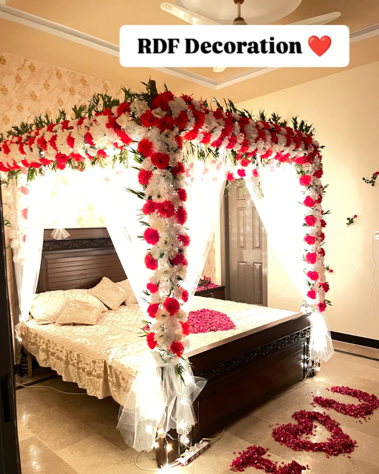 romantic-rose-bed-decoration